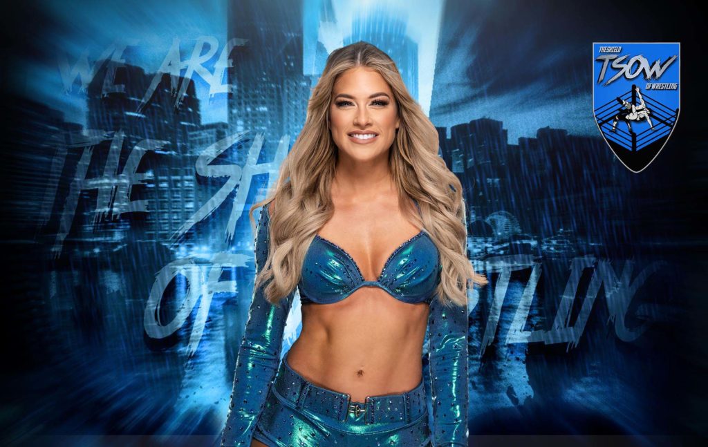 Kelly Kelly mostra il seno su Twitter per errore