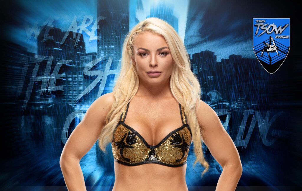 Mandy Rose consola un fan vittima di cyberbullismo