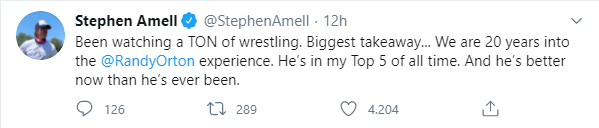 Stephen Amell elogia la carriera di Randy Orton