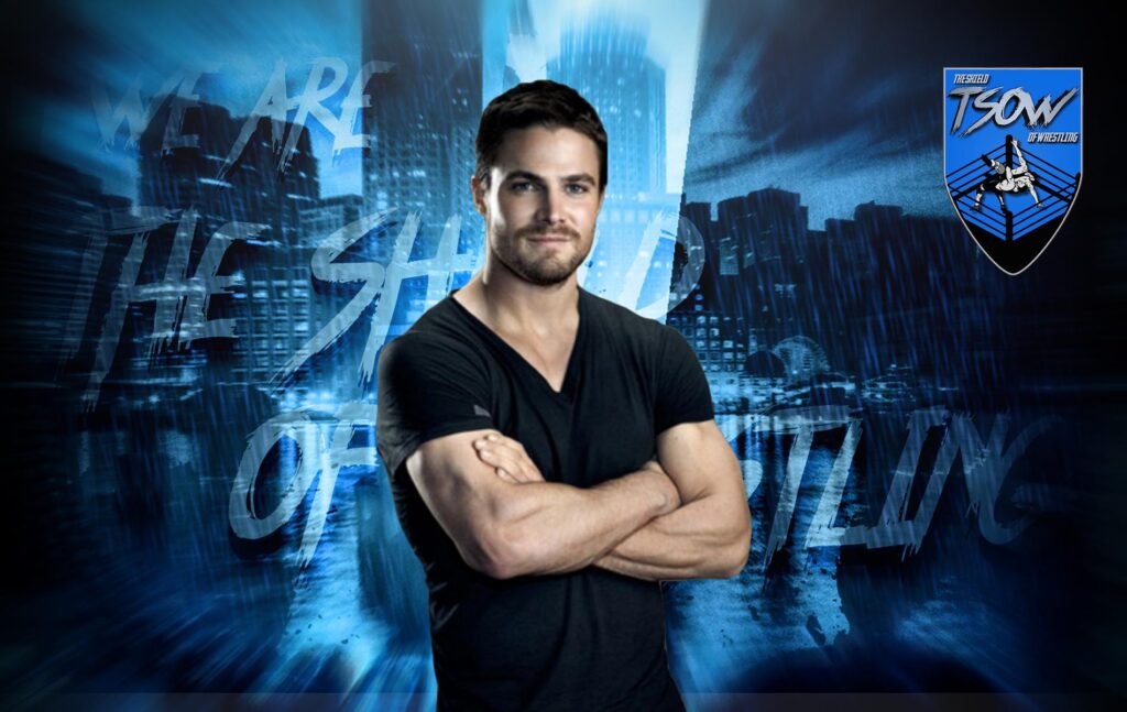 Stephen Amell ammette: vuole tornare a lottare