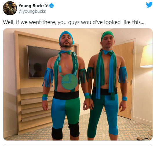 The Young Bucks punzecchiano gli FTR sulla gimmick comedy rischiata in WWE