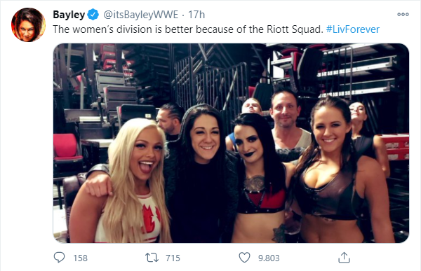 Bayley elogia il contributo della Riott Squad in WWE