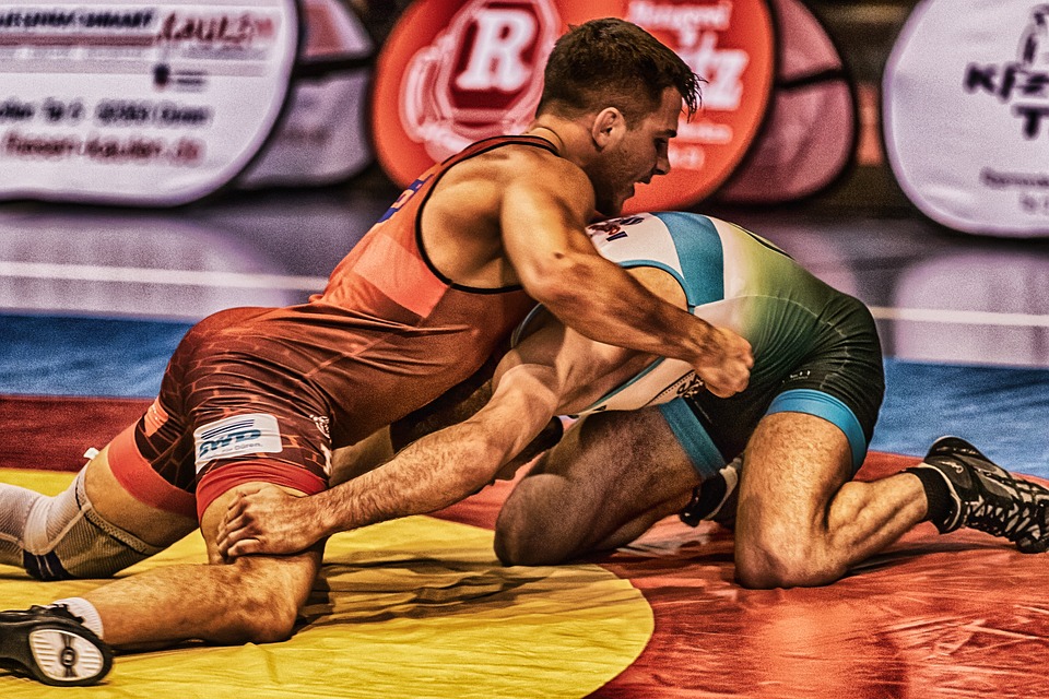 Una breve (ma intensa) storia del wrestling delle origini Wrestling: Una disciplina sportiva, più nomi