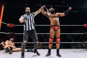 Karim Brigante è il nuovo Campione della ZMAK Wrestling (foto di Yannis Paschalis)