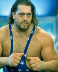 Paul Wight nel film "Waterboy" (Foto: EssentiallySports)