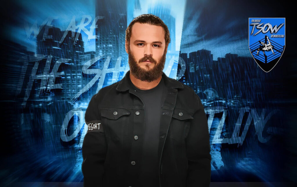 Jack Perry mostra la creazione della falce per la sua entrata a Wrestle Dynasty 2025