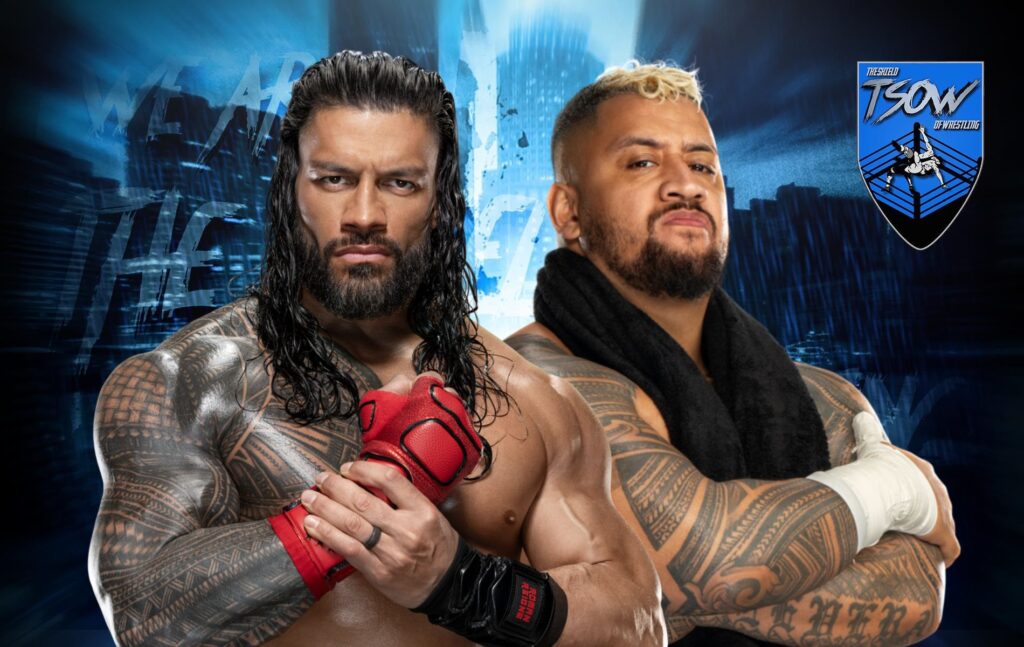Roman Reigns e Jimmy Uso attaccati dalla Bloodline a SmackDown