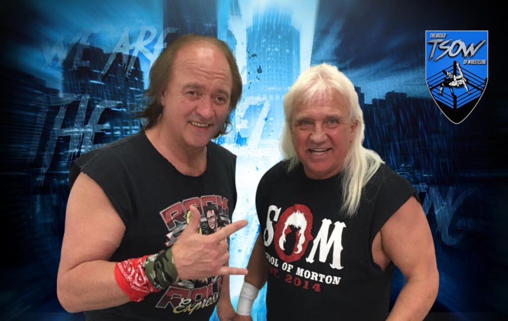 I Rock 'n' Roll Express vengono legati dai Death Riders