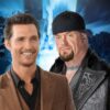 Matthew McConaughey riceve una cintura da The Undertaker