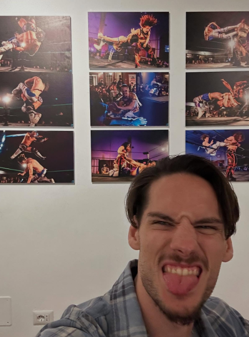 Max Peach, alcuni suoi match in mostra in una galleria d'arte
