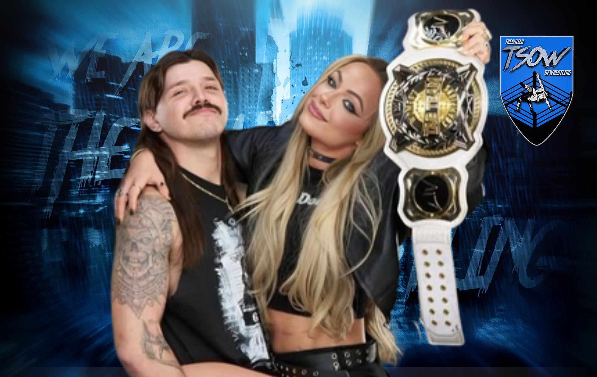 Liv Morgan e Dominik Mysterio, bacio alla Kiss Cam del TUDUM