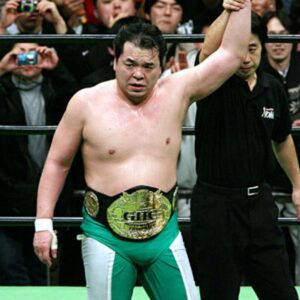 KENTA ricorda Mitsuharu Misawa nel 16° anniversario della morte KENTA ricorda Mitsuharu Misawa nel 16° anniversario della morte